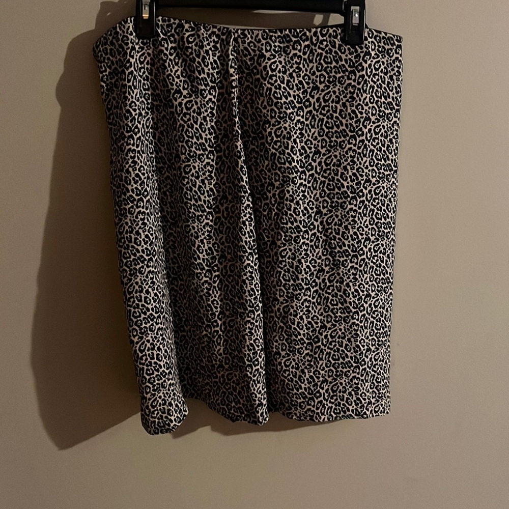 American eagle cheetah print skirt size extra large
